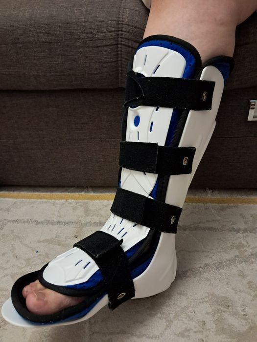 Голеностопный бандаж