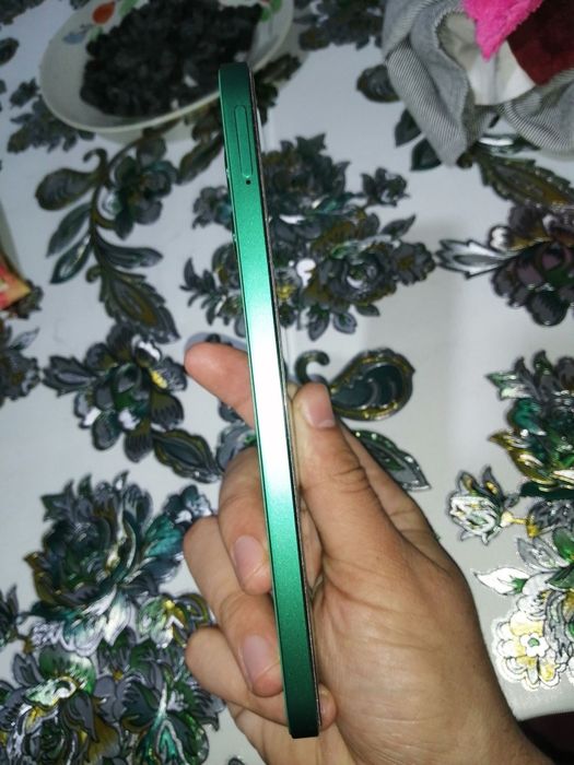 Xonor x8b,sotiladi srochno!!