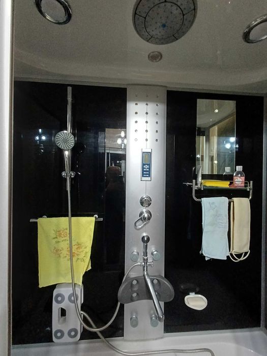 vand apartament doua camere decomandate