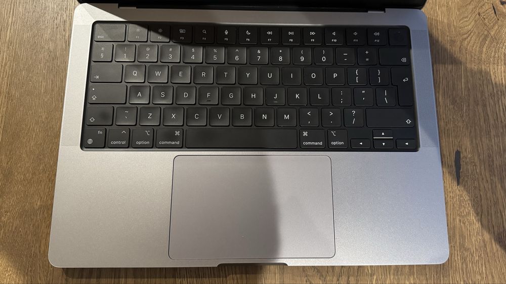 MacBook Pro 14” M1 Pro 16GB Ram 512 SSD