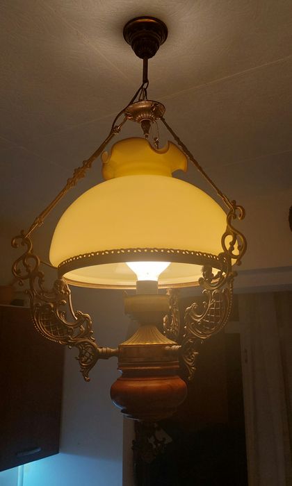 Старинен Полилей тип КУПОЛ закупен от Нидерландия.