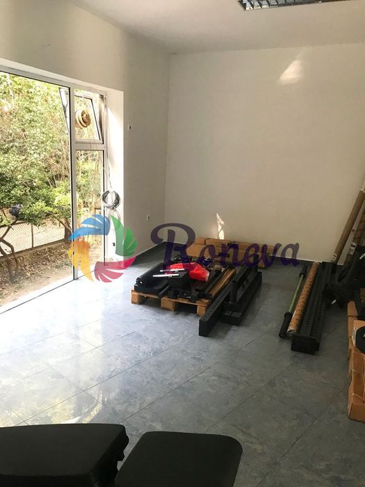 МАГАЗИН/ОФИС В ИДЕАЛНИЯ ЦЕНТЪР НА ГРАДА НА МЕТРИ ОТ ПЕШЕХОДНАТА ЗОНА.