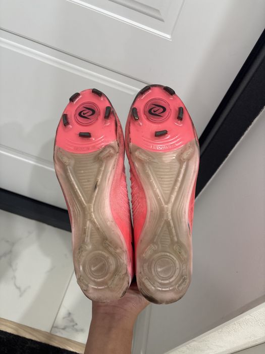 Бутсы Nike Phantom GX 2 Elite AG PRO