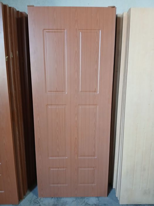 Интериорни врати