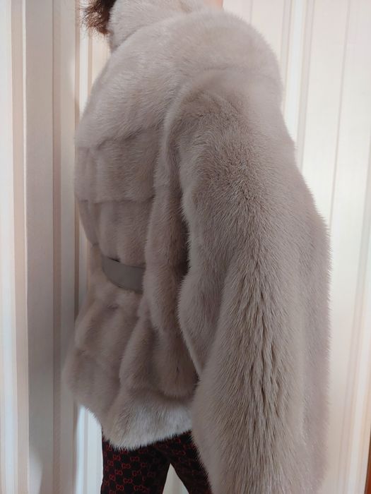 Продам шубку  из норки