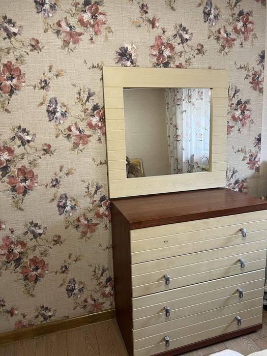 Спальный гарнитур б/у