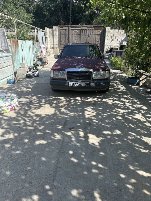 Мерс 124 2.3 газ-бензин