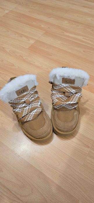 UGG 37.5-дамски ботуши
