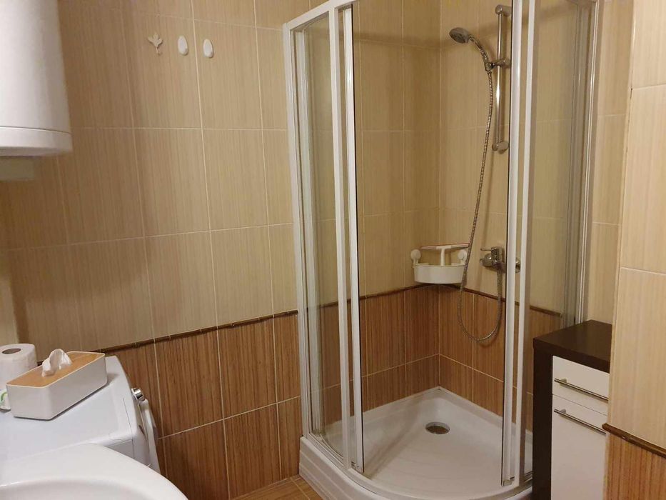 Дава се под наем Двустаен апартамент в Варна, Окръжна болница - 58 кв.м за 613 € - Снимка #3