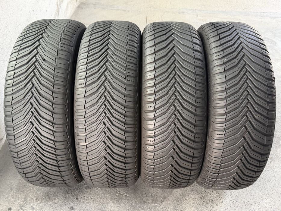 205/55/16 Michelin 4Броя: 240€ 6.5мм Всесезонни гуми
