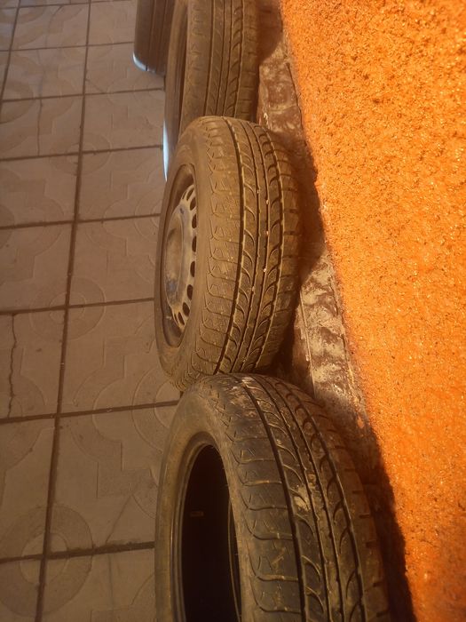 Продам шины на 14