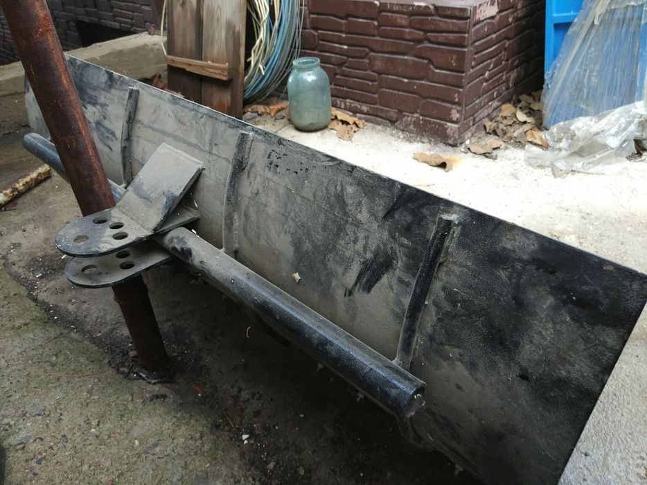 Снегоуборочный отвал