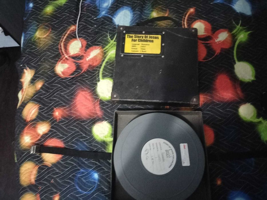 Filme 16 mm negociabil