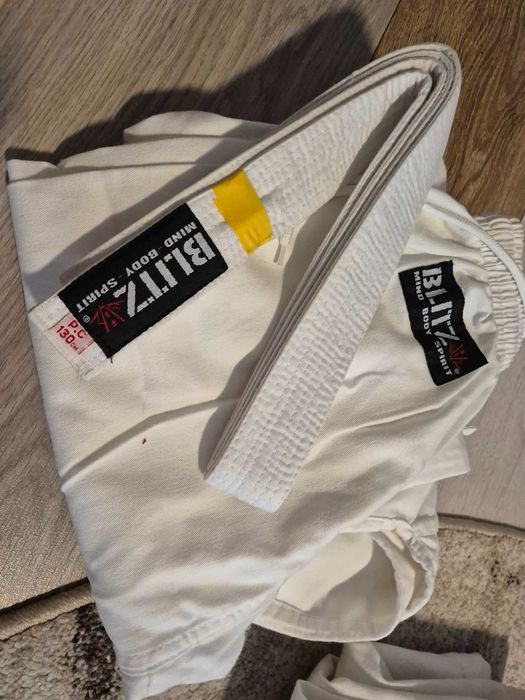 Costum karate , copii si adulto
