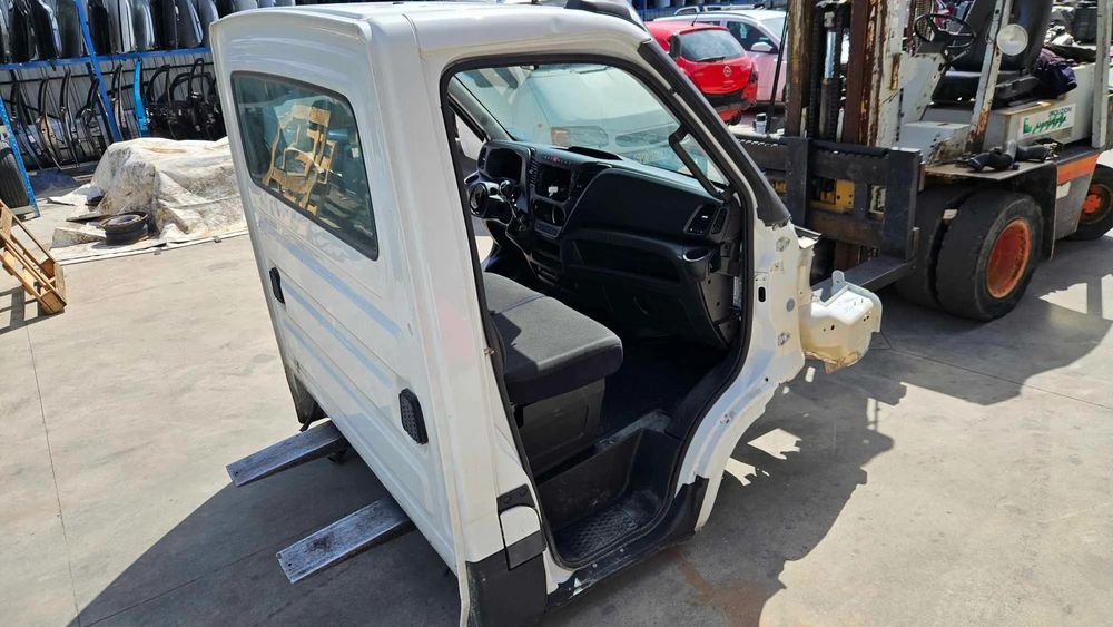 cabina  iveco daily 6 model dupa 2016 basculabil
