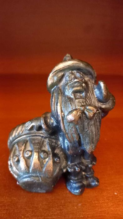 продам разные предметы интерьера ссср. см все фото. цена стоит догов