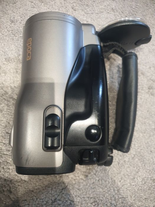 Canon Epoca – aparat foto vintage pe film 35mm, ca nou, testat cu surs