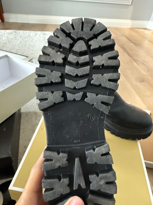 Зимний сапожки на девочку 32 размер