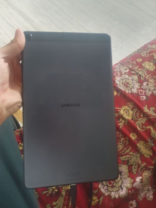 Продам планшет самсунг таб А