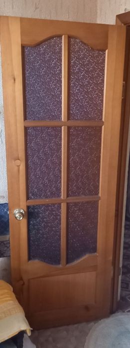 Продам межкомнатные двери в сборе