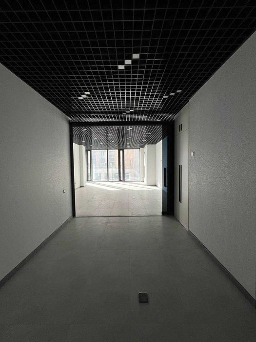 СРОЧНО АРЕНДА нежилое помещение на ЖК Nest one вид во двор 83м2