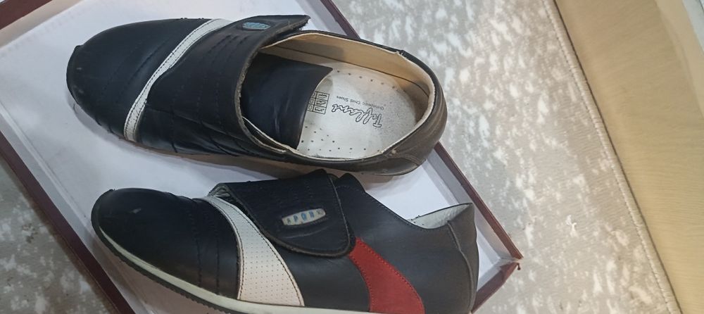 Детская обувь продам