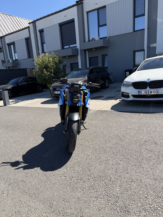 Suzuki GSXS 1000