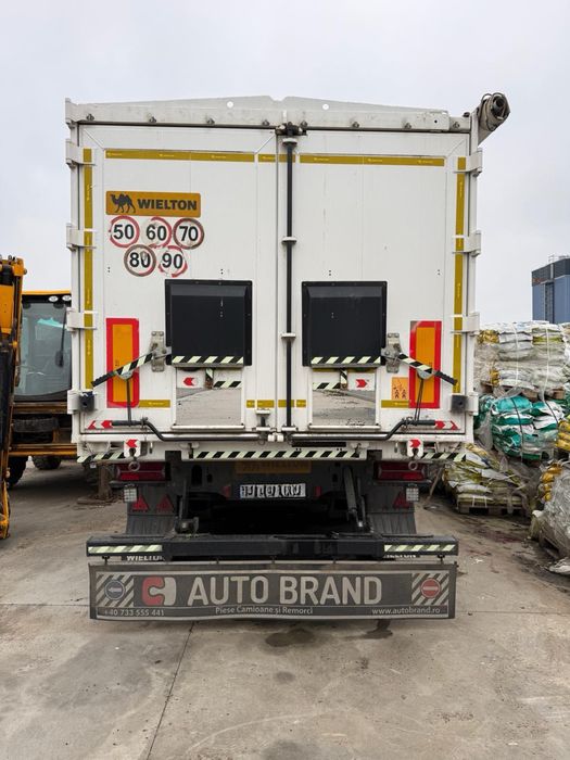 De vanzare/închiriere -Remorcă Wielton