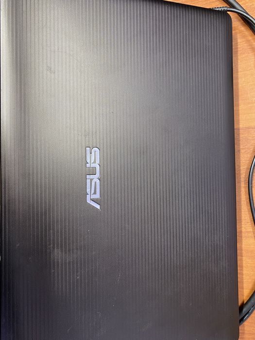 Продам ноутбук asus core i5