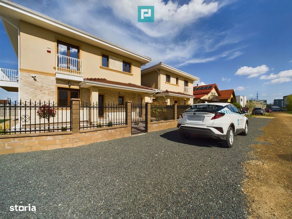 Casă tip duplex Dumbrăvița despărțit prin spațiu tehnic