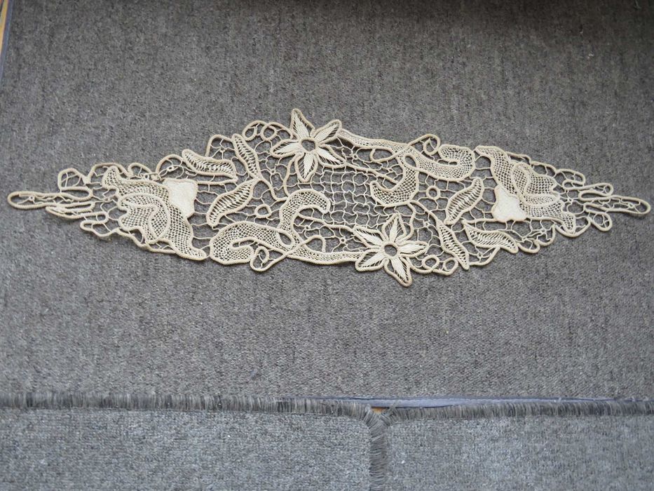 Vând MACRAME-uri unicate/seturi, bej si colorate, preturi:60E-max:500E