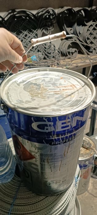 Chelaklar,bochkalar sotiladi..