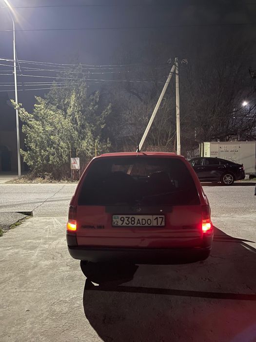 Опел Астра универсал