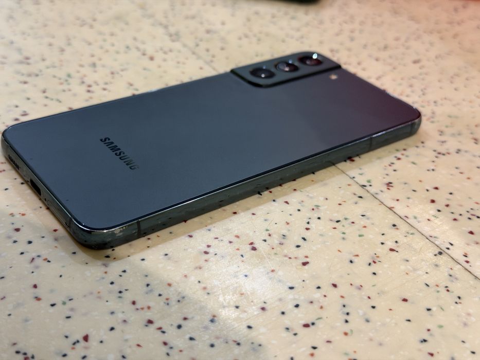 Samsung S22+, 128Gb