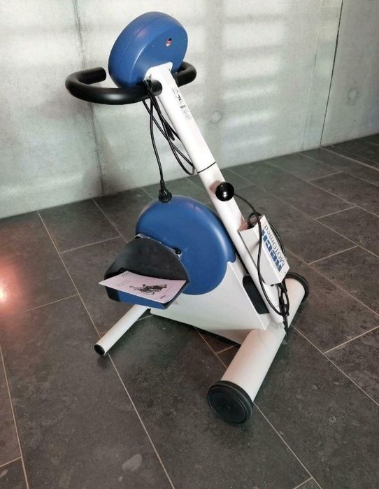 Bicicleta medicală ortopedică Motomed Viva 2