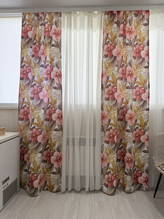 Продам шторы красивые в идеальном состоянии