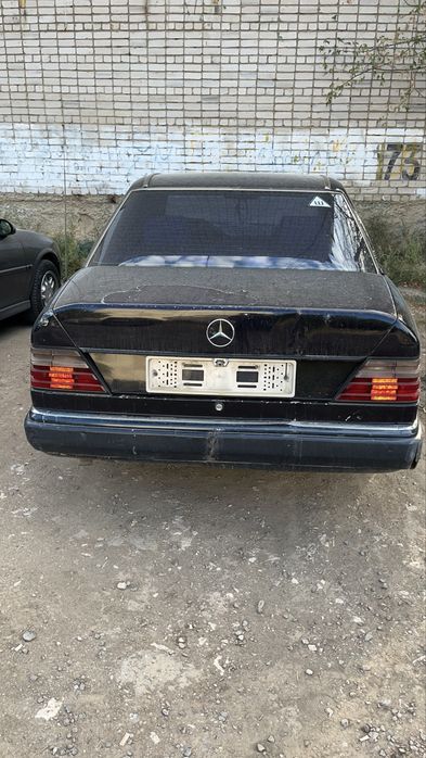 Продам Mercedes-Benz E200