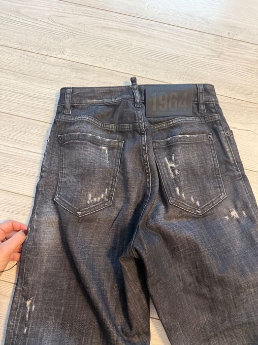 Oригинални дънки dsquared