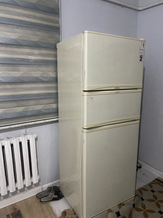 Холодилник все работает