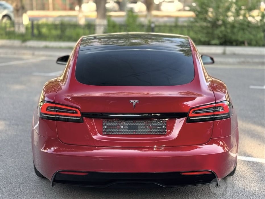 Model s Plaid va Model s Dual