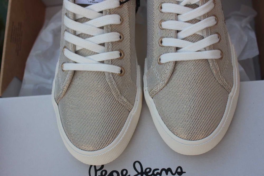 Pepe Jeans удобни и стилни дамски обувки за пролет и лято