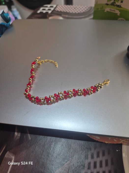 Гривни с камъни  ръчни