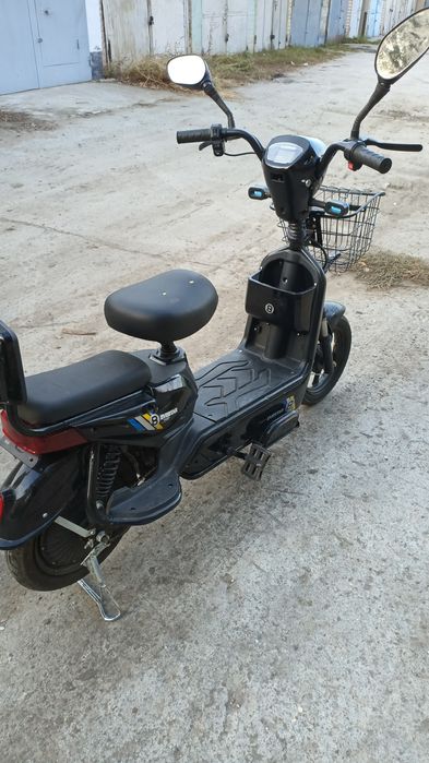 Продам электросамокат