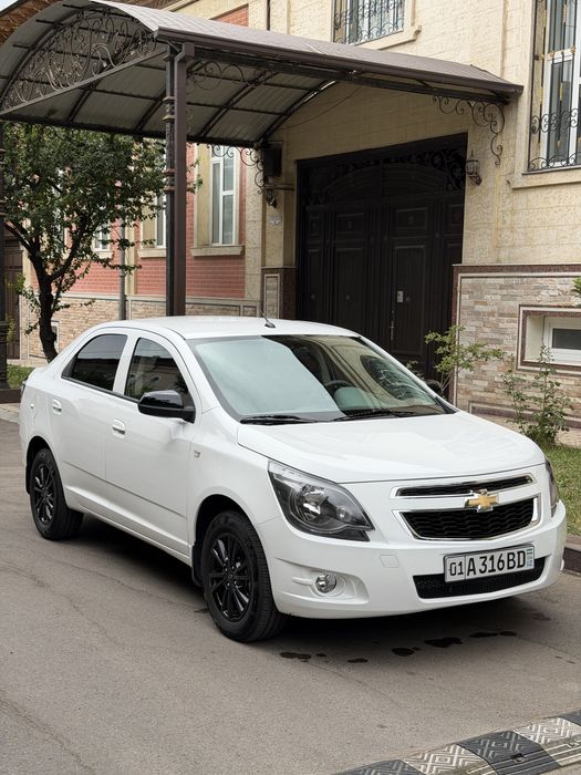 Cobalt Midnight 2025 yil Oq rang Avtomat yengi tayyor moshina
