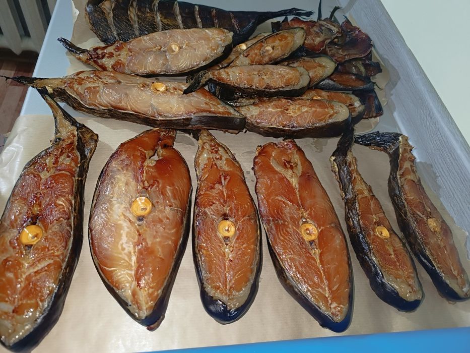 Сом копчёный  стейки
