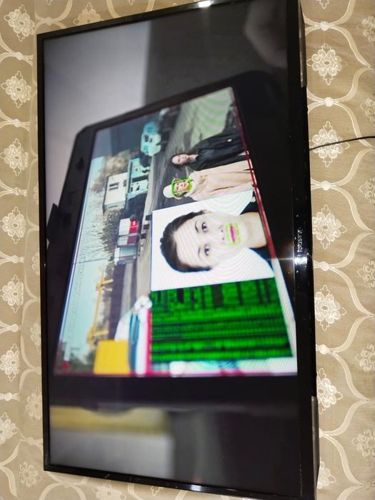 Продам телевизор SONY