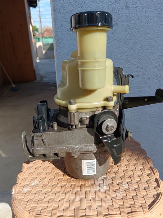 Pompă servo electric Logan 2 2018 1.5  diesel 75 hp stare funcționare perfectă