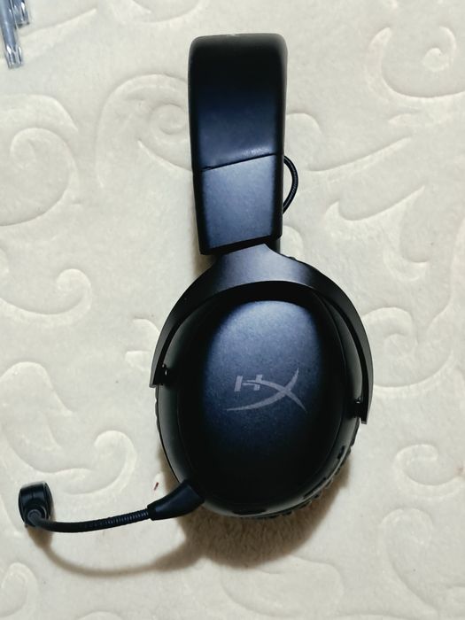 HyperX Cloud III Состояние идеальное