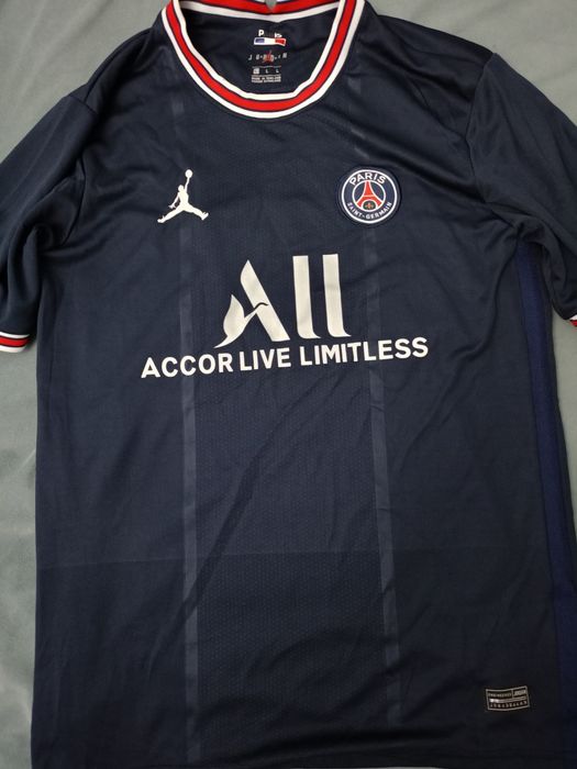 Форма клуба ПСЖ.