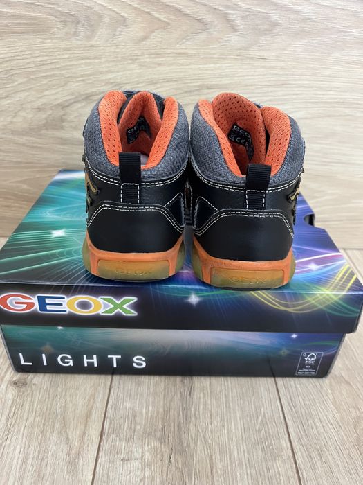 Обувки Geox 32 номер